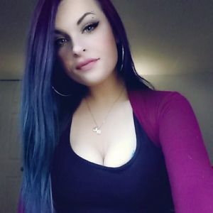 Meet your Posher, Chloe